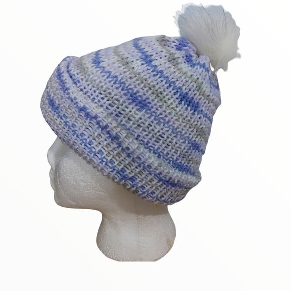 Hand Knit Beanie With Faux Fur Pom Pom Adult Size - Picture 3 of 5